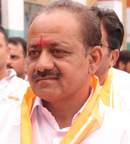 महिर्धन नाथ चौहान